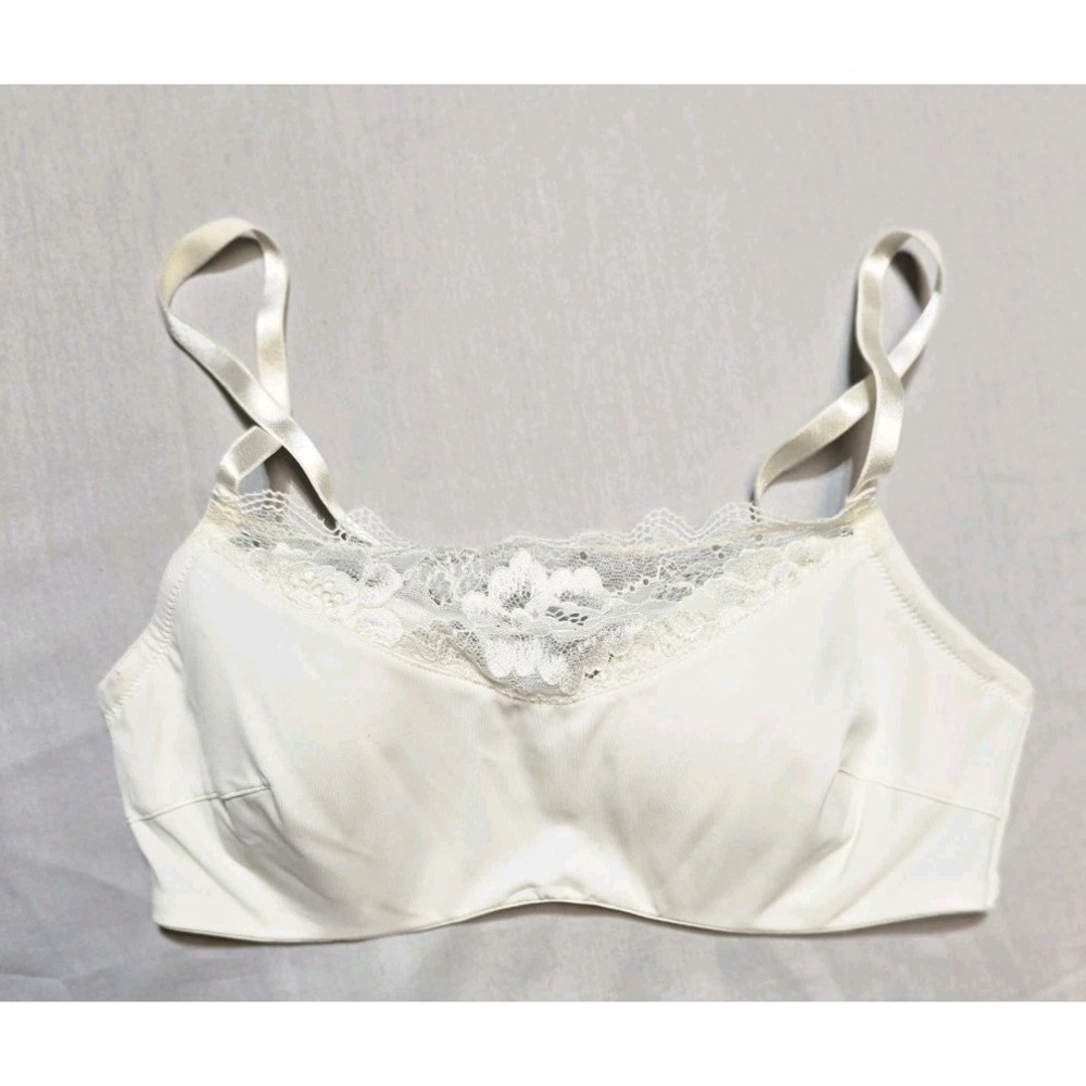 Soma Intimates Cami Bra Underwire  Lined  Ivory  34 C